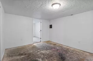 4496 W 5415 S, Kearns, UT 84118 - Photo 25