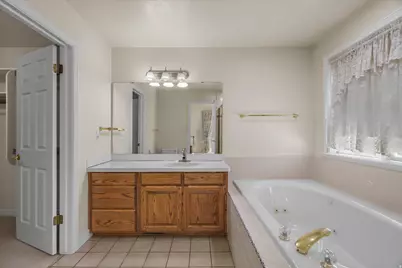 1139 N 3150 E, Layton, UT 84040 - Photo 25