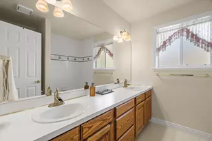 1139 N 3150 E, Layton, UT 84040 - Photo 31