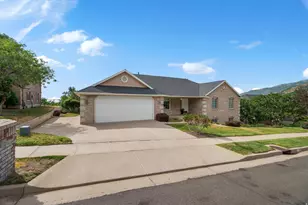 1139 N 3150 E, Layton, UT 84040 - Photo 3