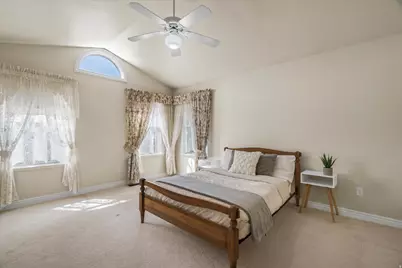 1139 N 3150 E, Layton, UT 84040 - Photo 23