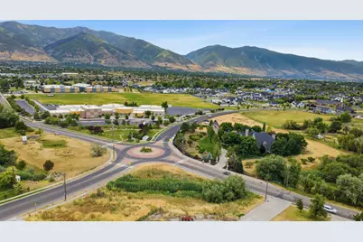786 S Angel St W #6, Kaysville, UT 84037 - Photo 7