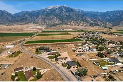 350 E 200 N, Mona, UT 84645 - Photo 41