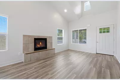 210 S Montgomery St W, Salt Lake City, UT 84104 - Photo 7
