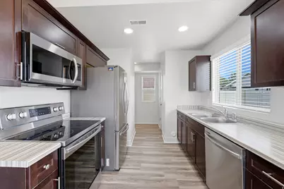 210 S Montgomery St W, Salt Lake City, UT 84104 - Photo 9