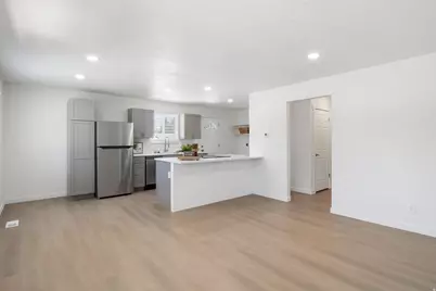 177 E Vine St, Tooele, UT 84074 - Photo 7