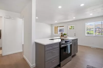 177 E Vine St, Tooele, UT 84074 - Photo 9