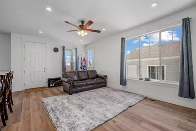 1693 N Center Point Ln, Salem, UT 84653 - Photo 9