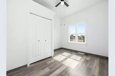 177 E 300 S, Levan, UT 84639 - Photo 5