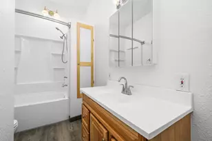 177 E 300 S, Levan, UT 84639 - Photo 9