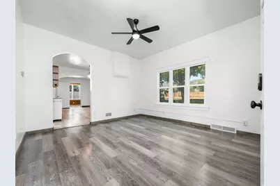 177 E 300 S, Levan, UT 84639 - Photo 3
