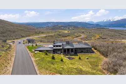 2365 E Golden Eagle Cir #1, Hideout, UT 84036 - Photo 5