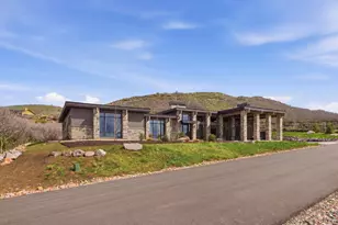 2365 E Golden Eagle Cir, Hideout, UT 84036 - Photo 3