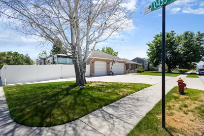 10469 S 2330 W, South Jordan, UT 84095 - Photo 5