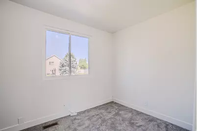6366 S Westbrook Dr W, Taylorsville, UT 84129 - Photo 15