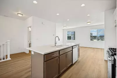486 S 700 W #447, American Fork, UT 84003 - Photo 7