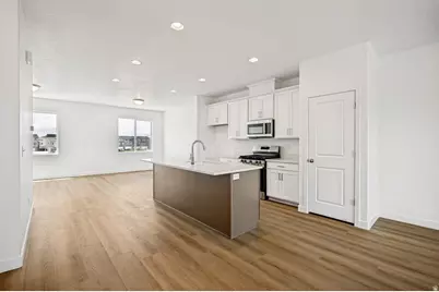 486 S 700 W #447, American Fork, UT 84003 - Photo 3