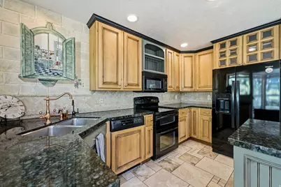 1684 E Pheasant Brook Rd, Sandy, UT 84092 - Photo 15