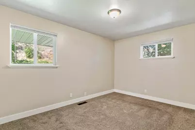 1334 E Henderson S, Ogden, UT 84404 - Photo 21