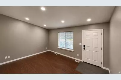 6935 W Dalmation St, West Valley, UT 84128 - Photo 17
