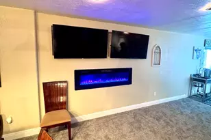 6935 W Dalmation St, West Valley, UT 84128 - Photo 43