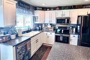 6935 W Dalmation St, West Valley, UT 84128 - Photo 19