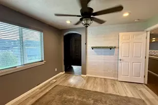 6935 W Dalmation St, West Valley, UT 84128 - Photo 25