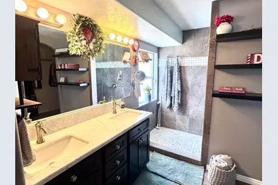 6935 W Dalmation St, West Valley, UT 84128 - Photo 29