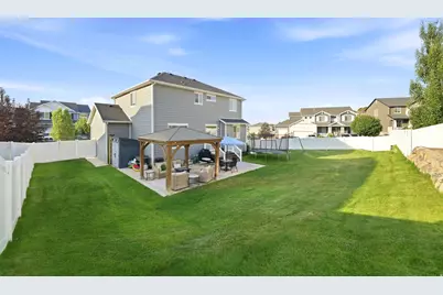 2690 E White Birch Dr, Eagle Mountain, UT 84005 - Photo 37