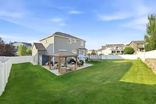 2690 E White Birch Dr, Eagle Mountain, UT 84005 - Photo 37