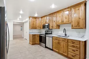 3027 W Homestead Rd, Snyderville, UT 84098 - Photo 41