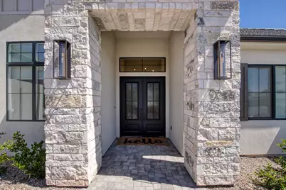 2761 E Moorland Dr, Saint George, UT 84790 - Photo 3