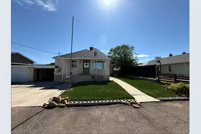 55 S 300 W, Mount Pleasant, UT 84647 - Photo 1