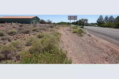 400 W Main St N, Torrey, UT 84775 - Photo 3
