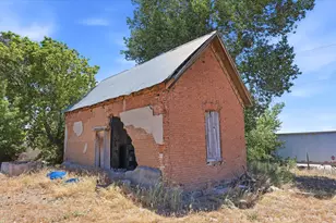 743 E 200 N, Moroni, UT 84646 - Photo 9