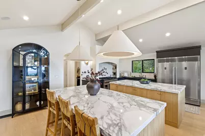 2651 E Hiawatha Cir, Salt Lake City, UT 84108 - Photo 9