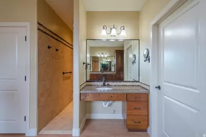 1646 E 90 S, Saint George, UT 84790 - Photo 63