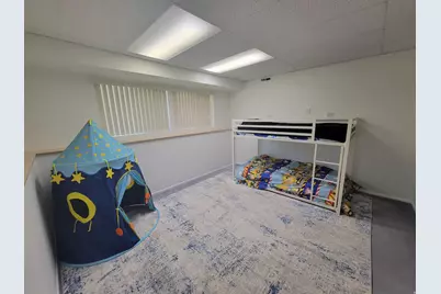 685 E 2400 N, North Ogden, UT 84414 - Photo 17