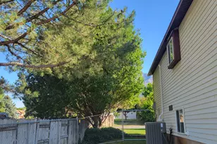 685 E 2400 N, North Ogden, UT 84414 - Photo 25