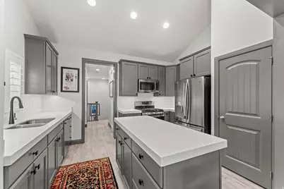 6454 W South Jordan Pkwy, South Jordan, UT 84009 - Photo 7