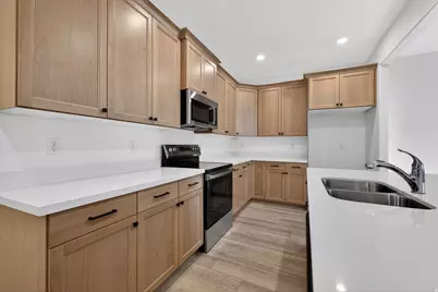 12643 S Mine Loop Ln #227, Herriman, UT 84096 - Photo 9