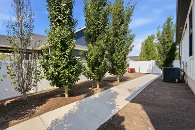 945 S 1700 W, Layton, UT 84041 - Photo 41