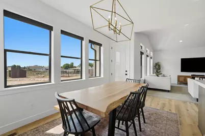 945 S 1700 W, Layton, UT 84041 - Photo 11