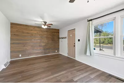 125 W 1500 S, Vernal, UT 84078 - Photo 7