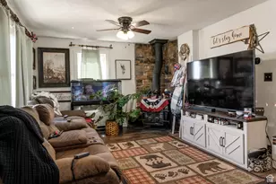 125 W 1500 S, Vernal, UT 84078 - Photo 3