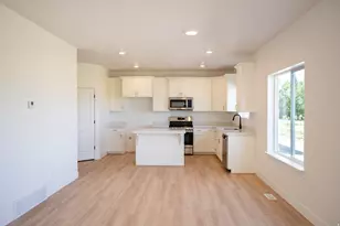 673 N 410 W Lot, Salem, UT 84653 - Photo 3