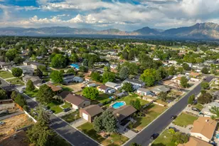 2518 W Carson Ln S, West Jordan, UT 84084 - Photo 41