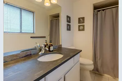 2518 W Carson Ln S, West Jordan, UT 84084 - Photo 13