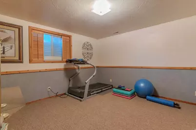 2518 W Carson Ln S, West Jordan, UT 84084 - Photo 25