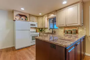 2518 W Carson Ln S, West Jordan, UT 84084 - Photo 5